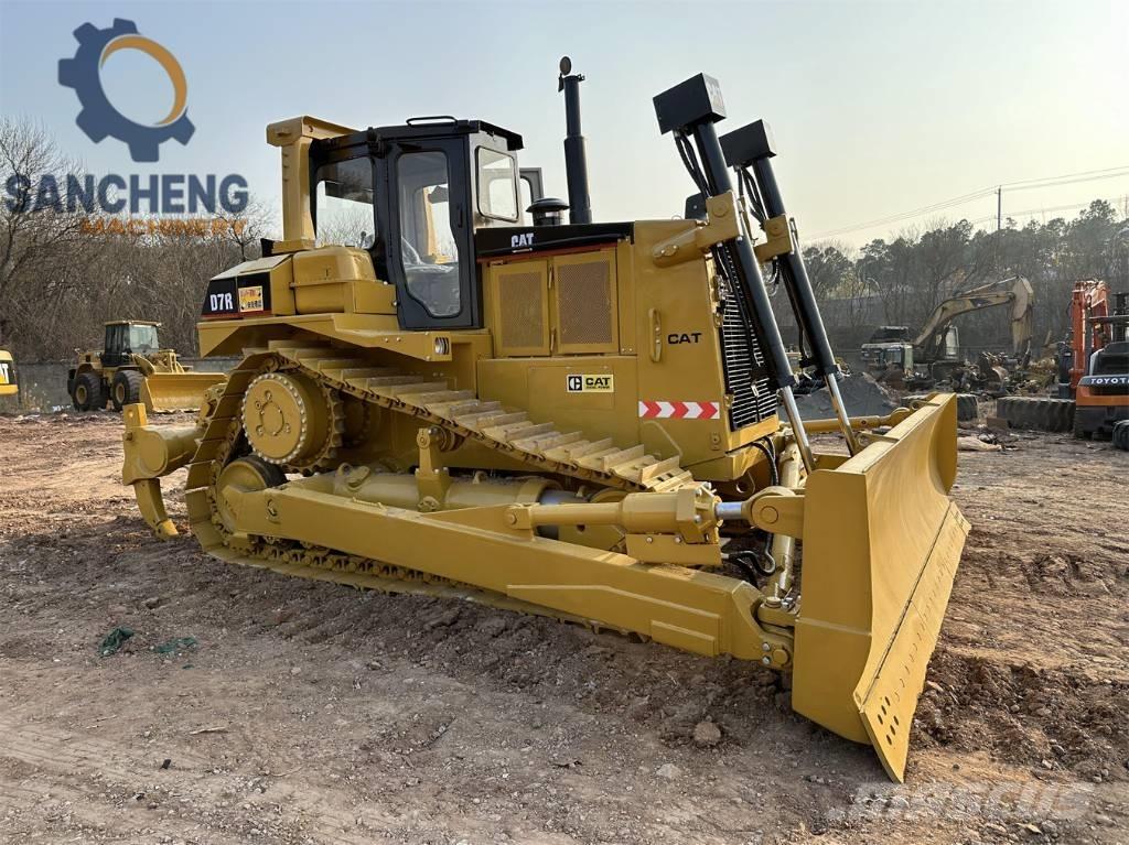 CAT D 7 R Buldozere pe senile