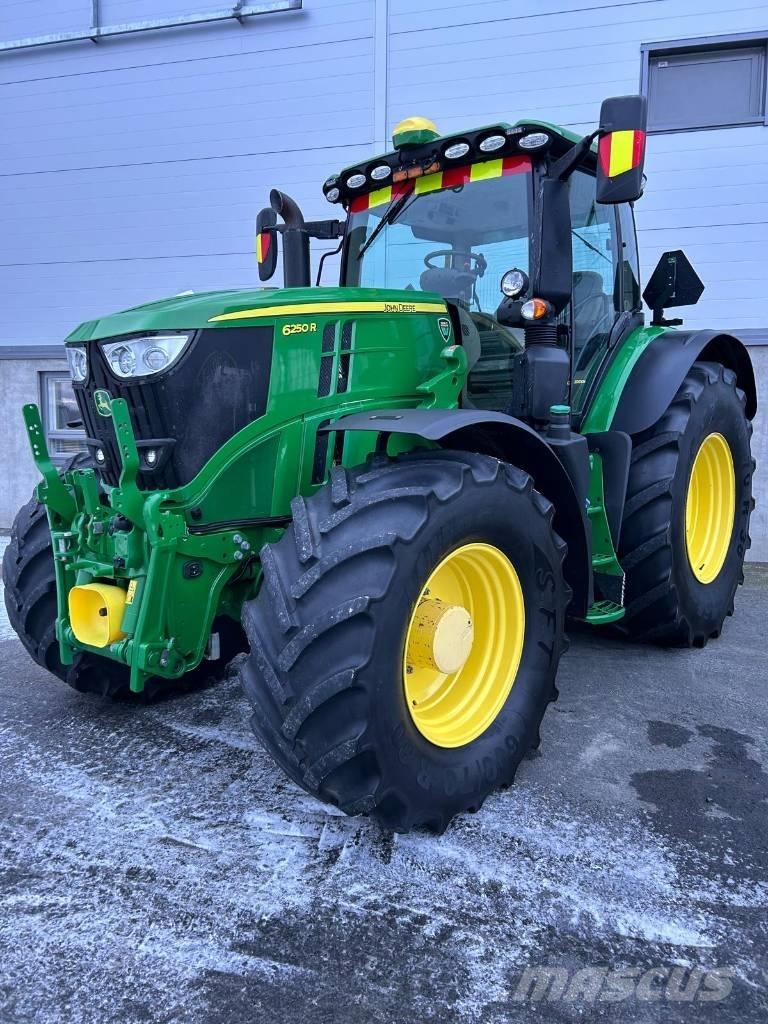 John Deere 6250 R Tractoare