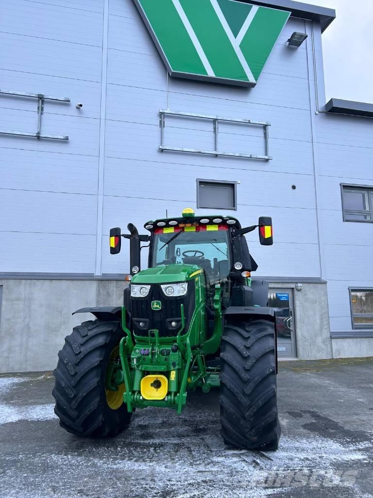 John Deere 6250 R Tractoare