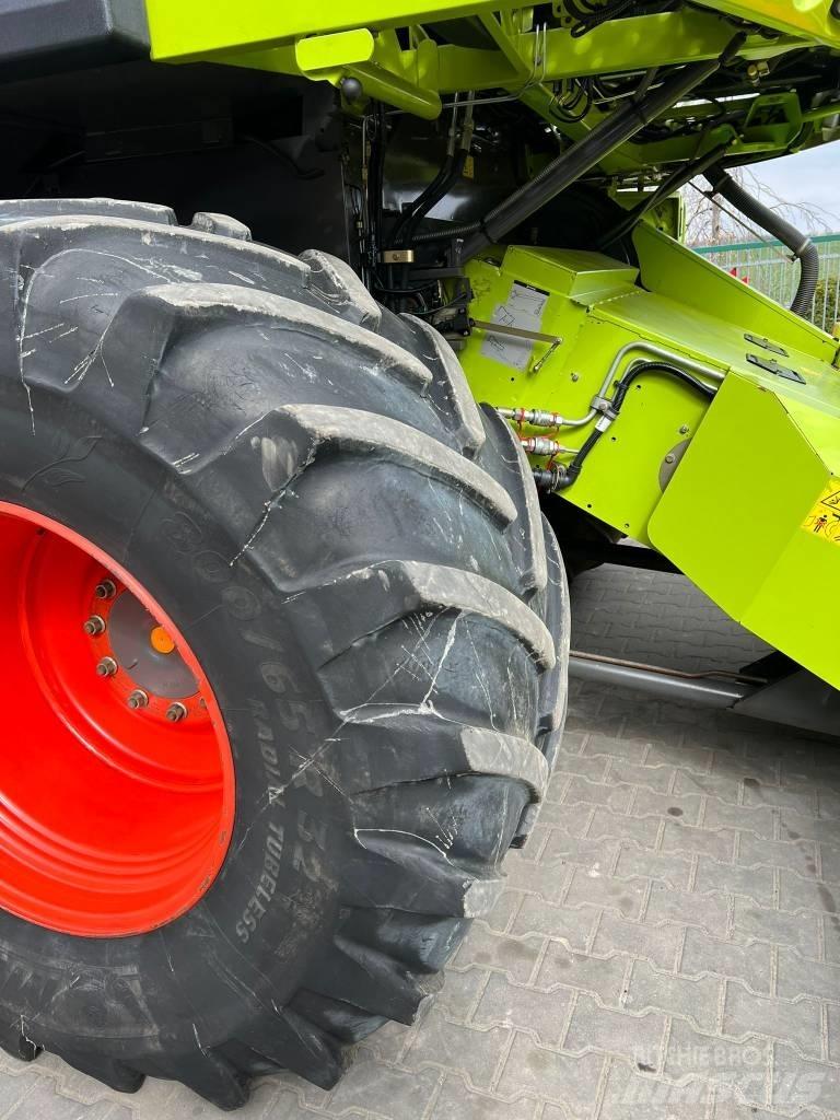 CLAAS Lexion 750 Combine de secerat