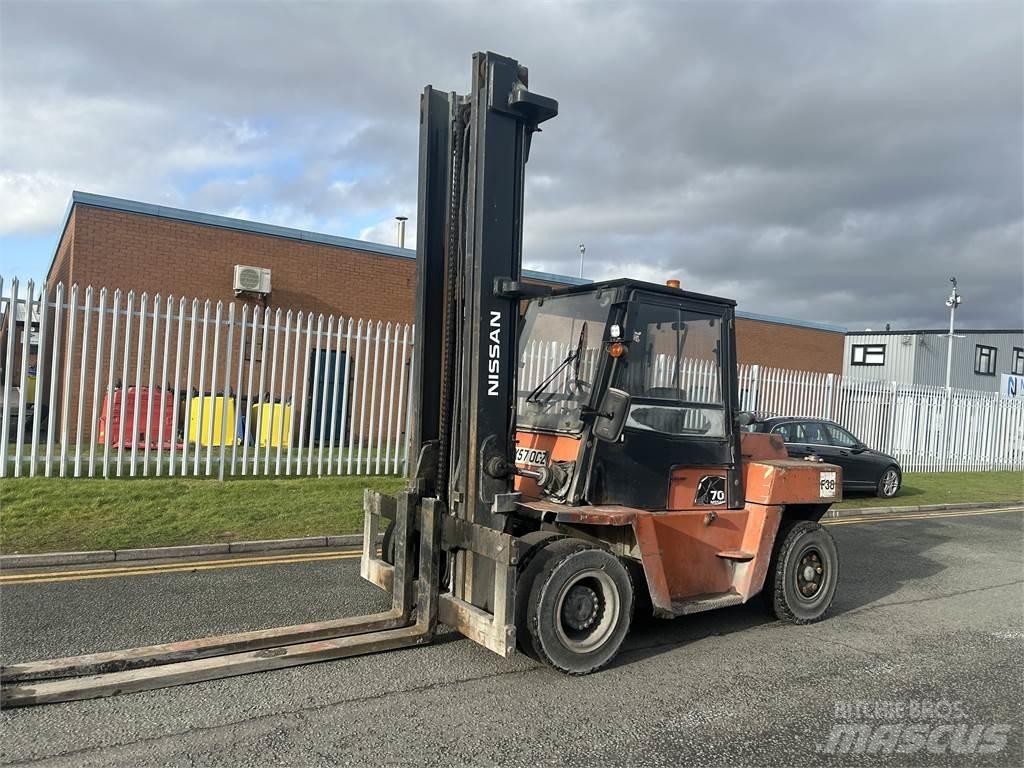 Nissan ZWF05H70U Stivuitor diesel