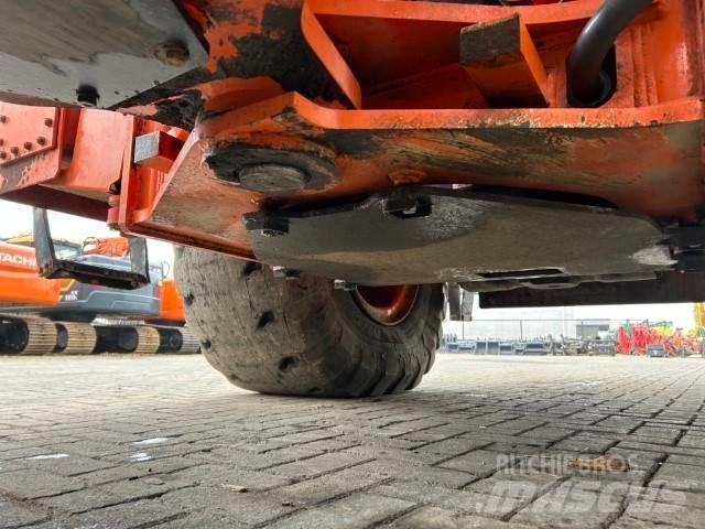Hitachi ZW 310-6 Incarcator pe pneuri