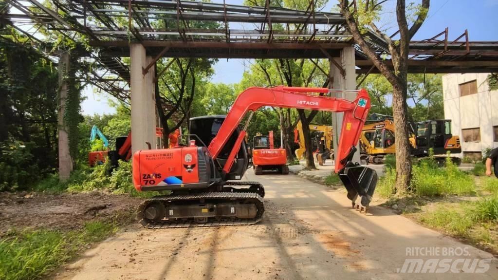 Hitachi ZX 70 Excavatoare 7t - 12t