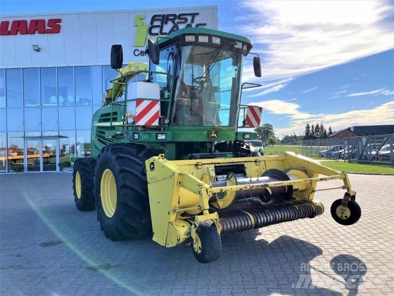 John Deere 7300 Forajere cu autopropulsare