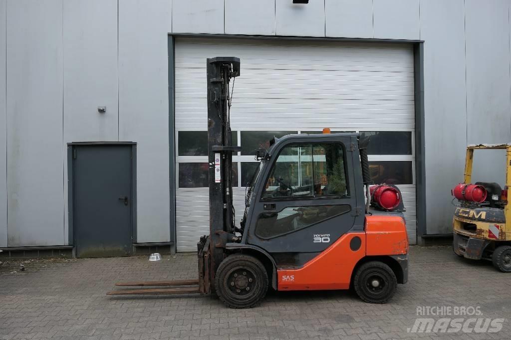 Toyota 02-8 FGF 30 Stivuitor GPL