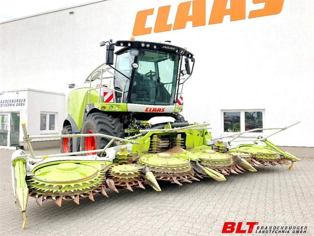 CLAAS Jaguar 950 Culegatoare de nutret