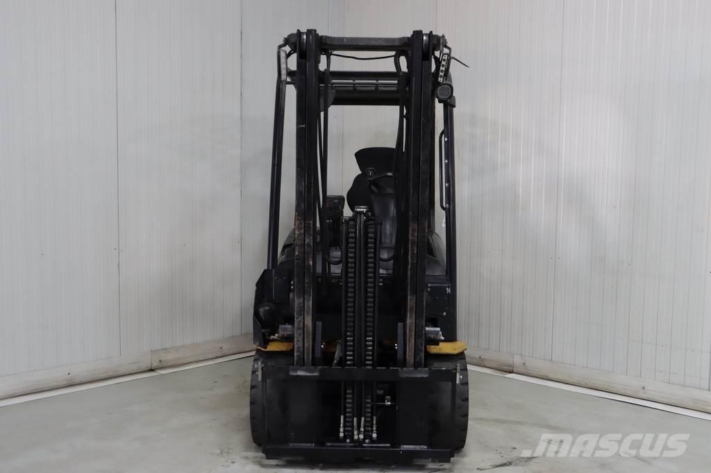 CAT EP35N Stivuitor electric