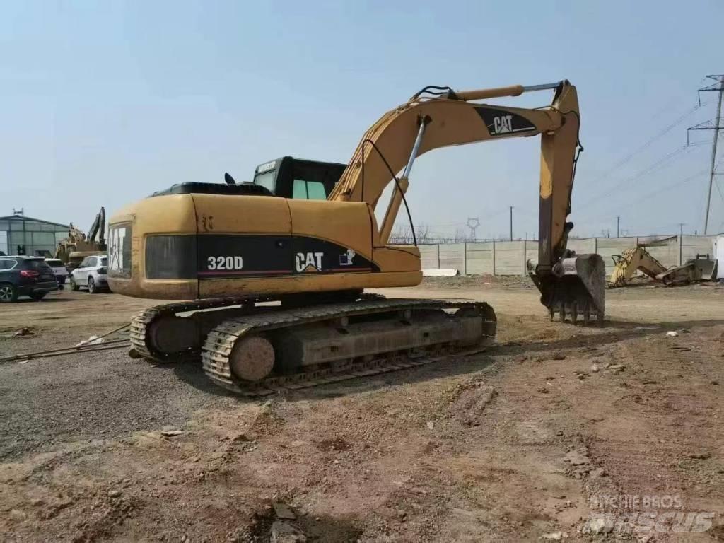 CAT 320 D L Excavatoare pe șenile
