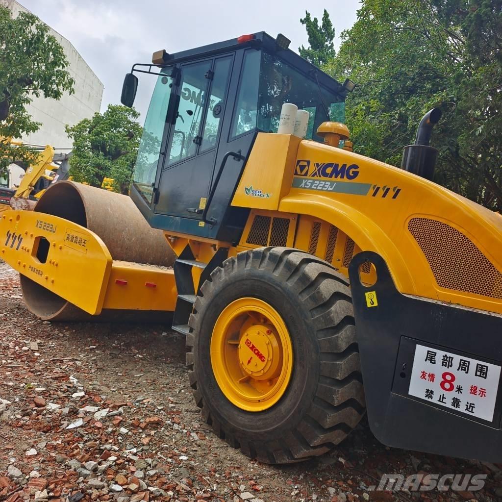 XCMG XS 223 J Compactoare monocilindrice