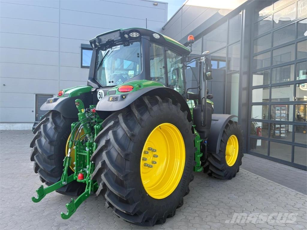 John Deere 6M155 Tractoare