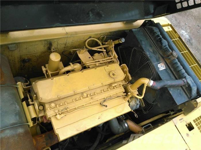 CAT 325 B Excavatoare pe șenile
