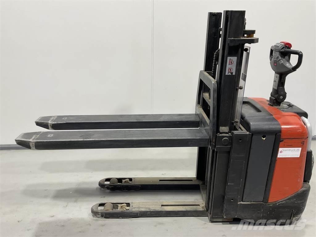 BT SPE125L Transpaleti autopropulsanti