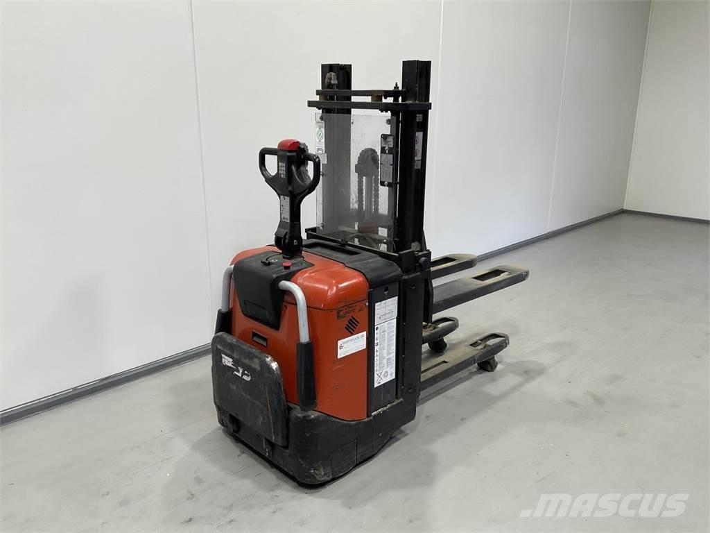 BT SPE125L Transpaleti autopropulsanti