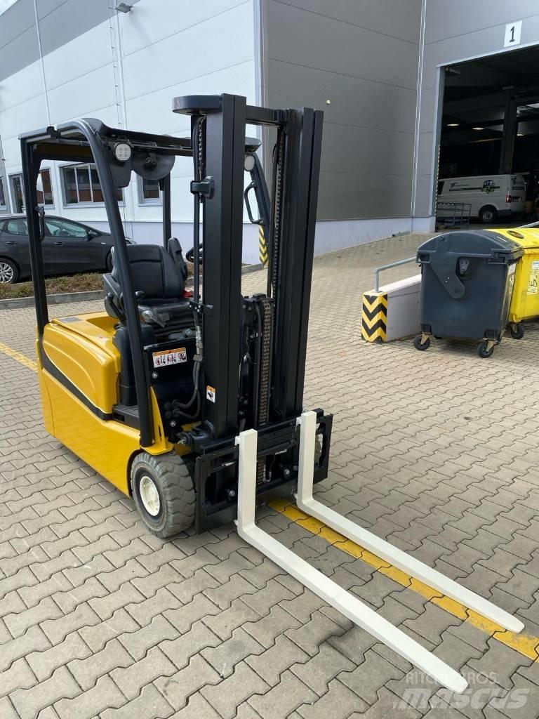 Yale ERP16VTLWB Stivuitor electric