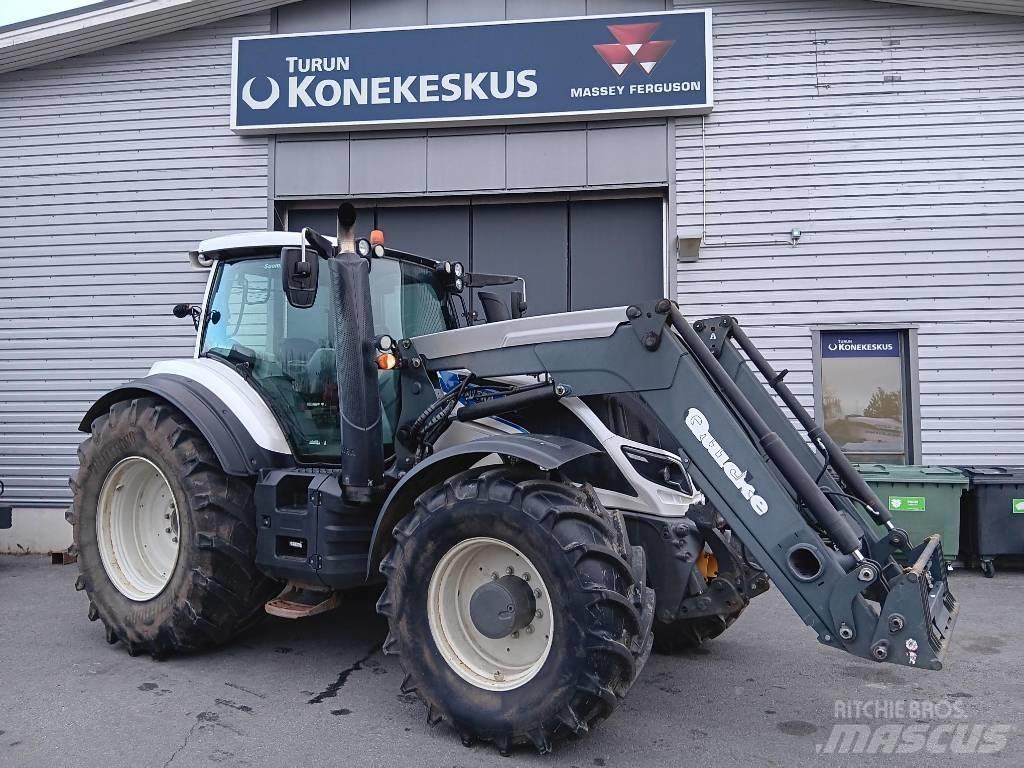 Valtra T 214 D Tractoare
