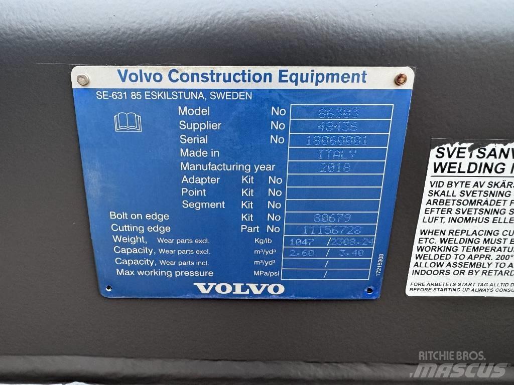 Volvo 2.6m GP Bucket Pistoane