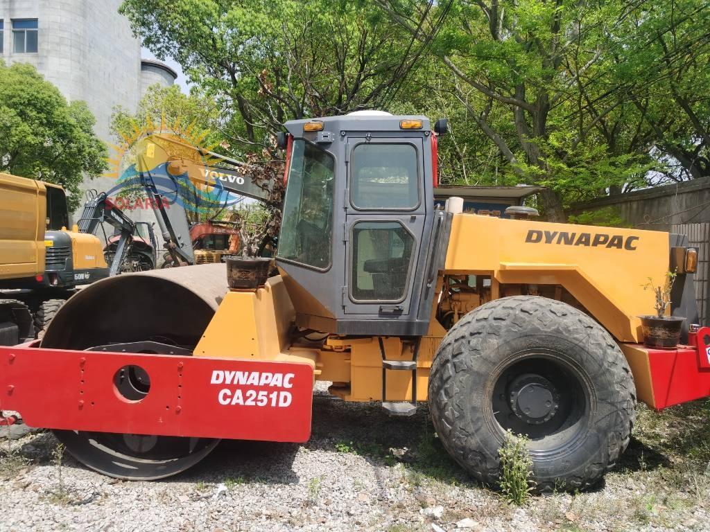 Dynapac CA 251 D Compactoare monocilindrice