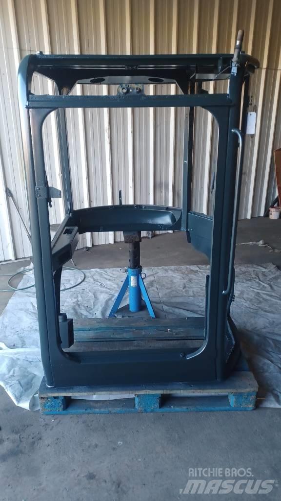 Yanmar Vio 45 Cabine si interior