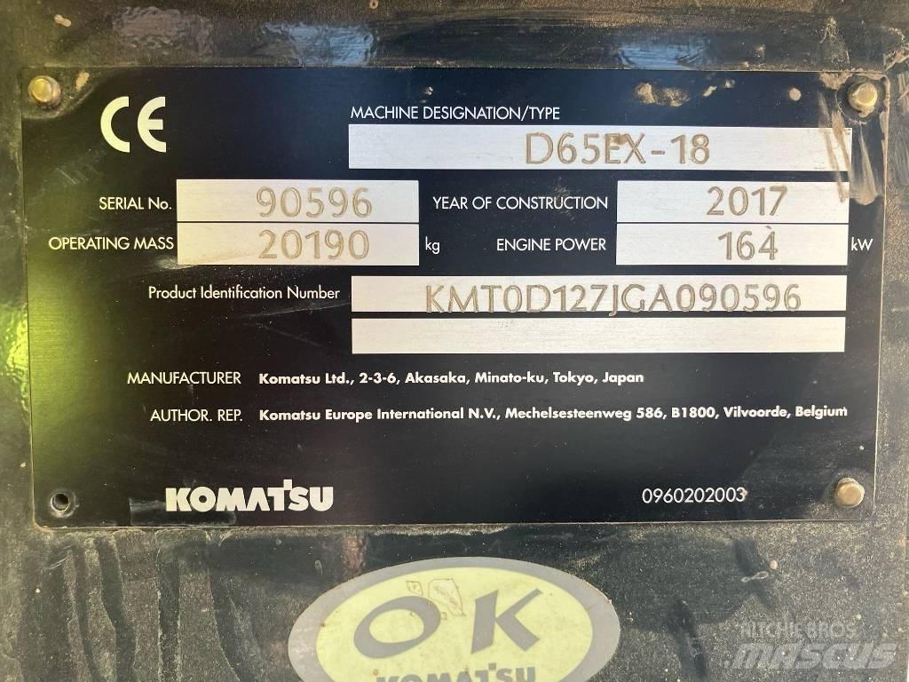 Komatsu D65 EX-18 Buldozere pe senile
