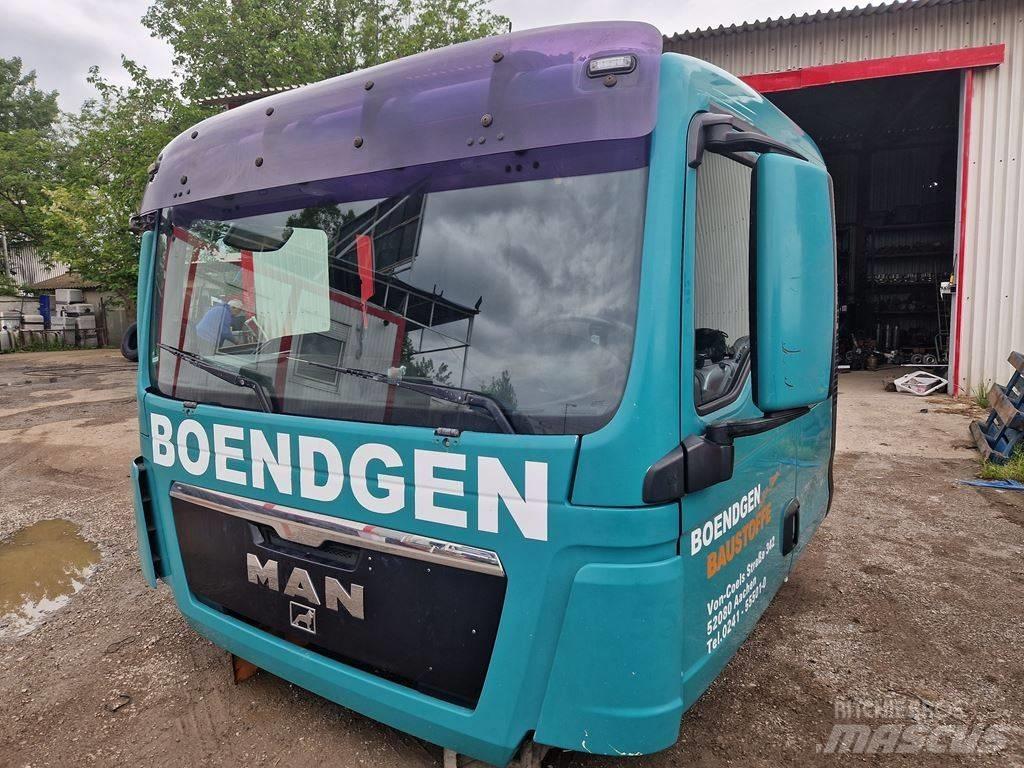 MAN TGX 26.440 Cabine si interior