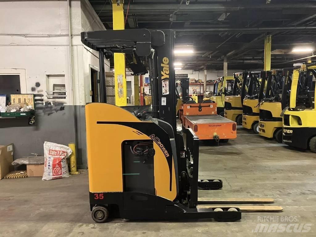 Yale NR035 Stivuitor cu catarg retractabil