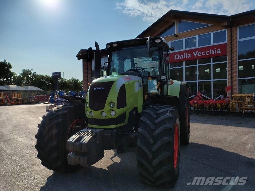CLAAS Arion 640 Tractoare