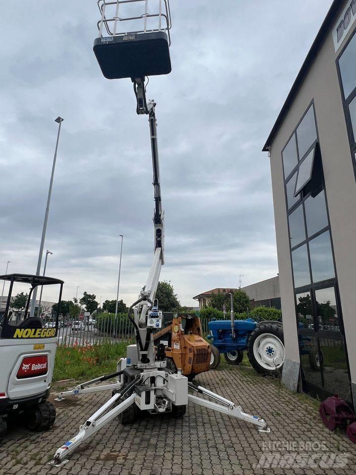 CTE Traccess 135 Nacele cu brat articulat