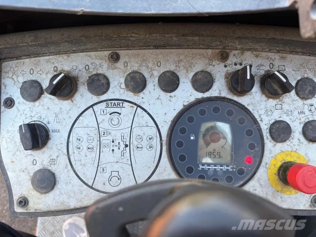 Bomag 120 AD-5 Cilindri compactori dubli