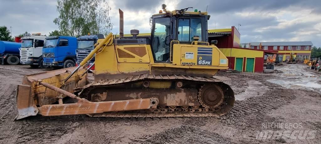 Komatsu D 65 PX-17 Buldozere pe senile