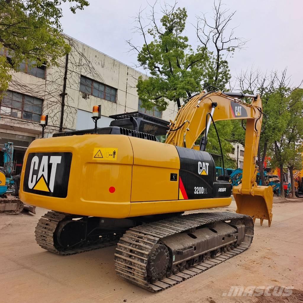CAT 320 D 2 L Excavatoare pe șenile
