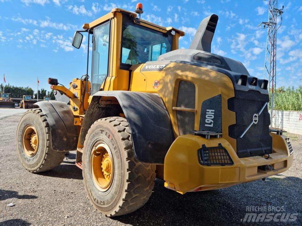Volvo L 90 H Incarcator pe pneuri
