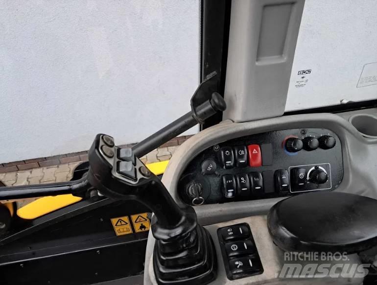 JCB TM 320 S Manipulatoare agricole