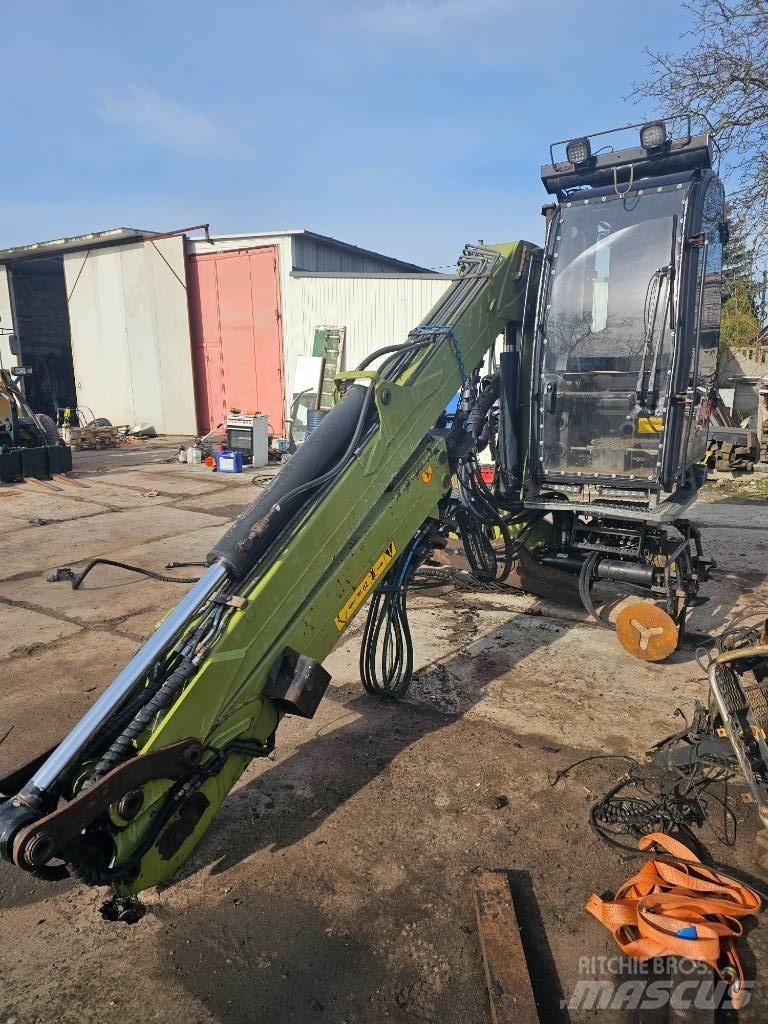 Loglift 96 ST 97 Macarale forestiere