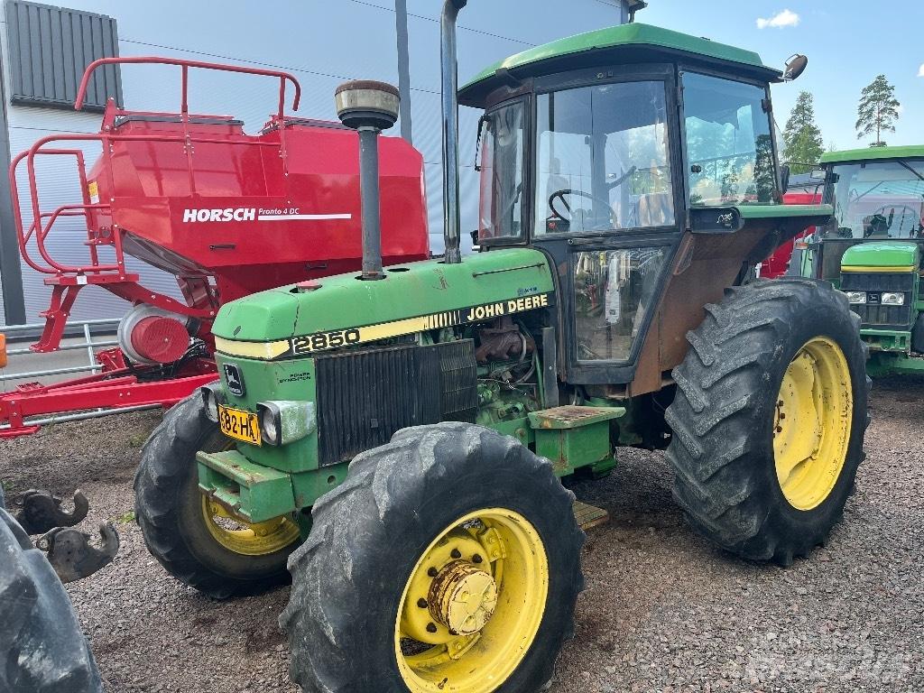 John Deere 2850 Tractoare