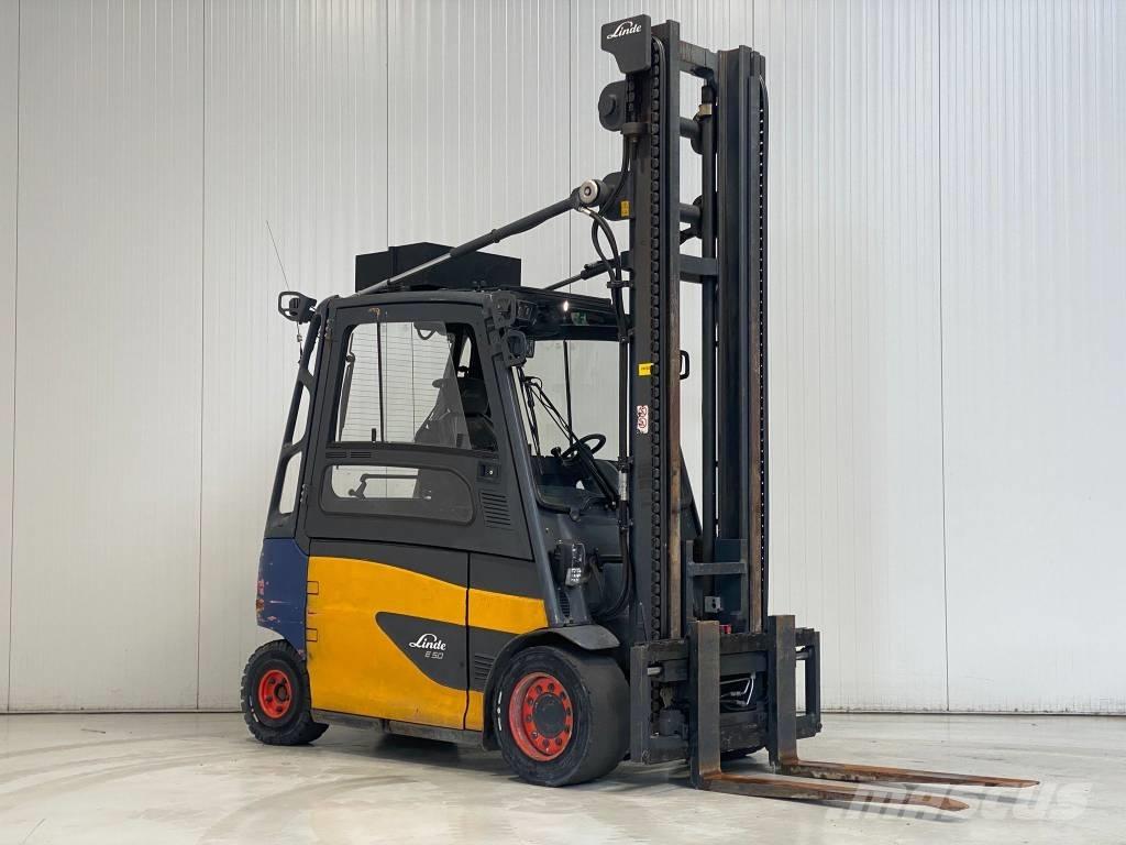 Linde E50HL-01/600 Stivuitor electric