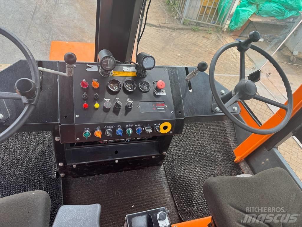 Dynapac CS 142 Cilindri compactori dubli