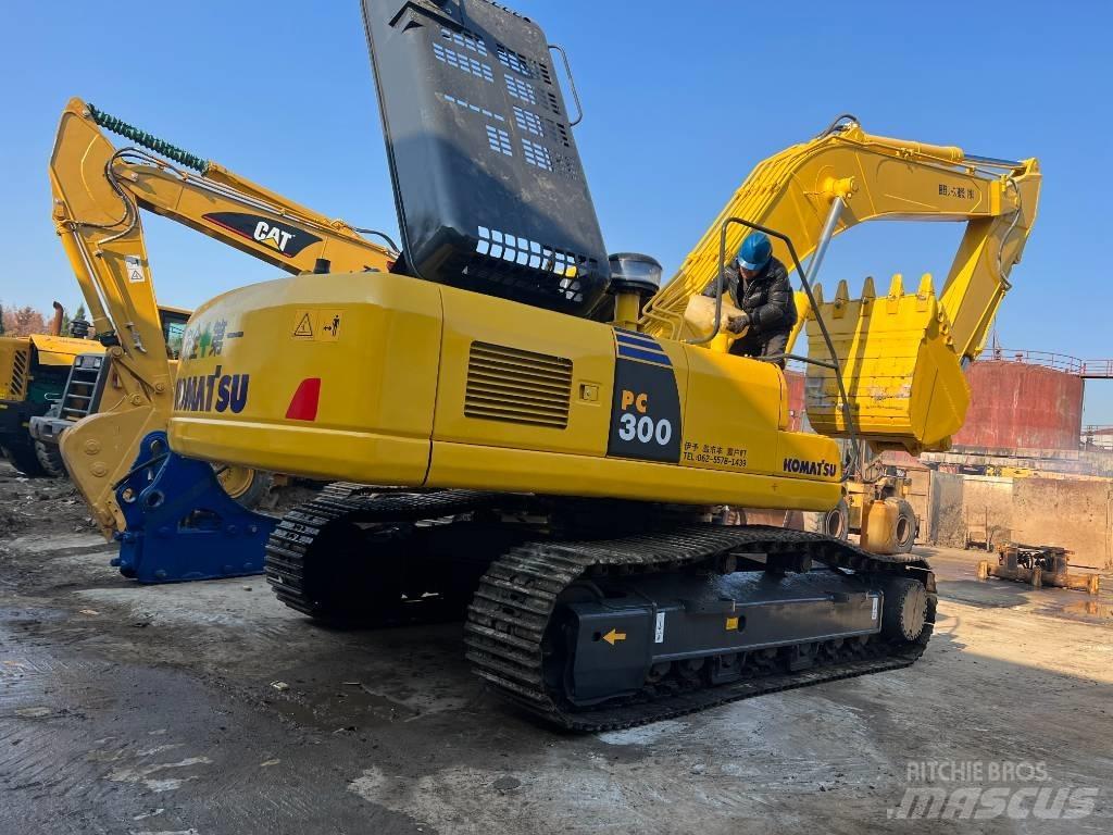 Komatsu PC300 Excavatoare pe șenile

