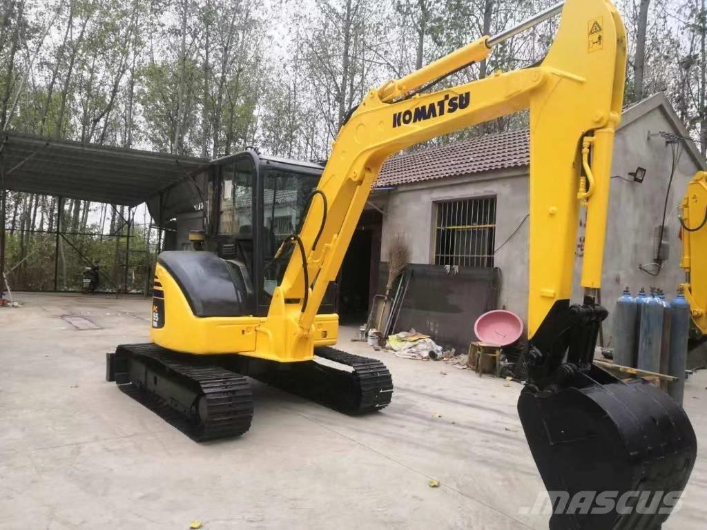 Komatsu PC 55 Excavatoare pe șenile
