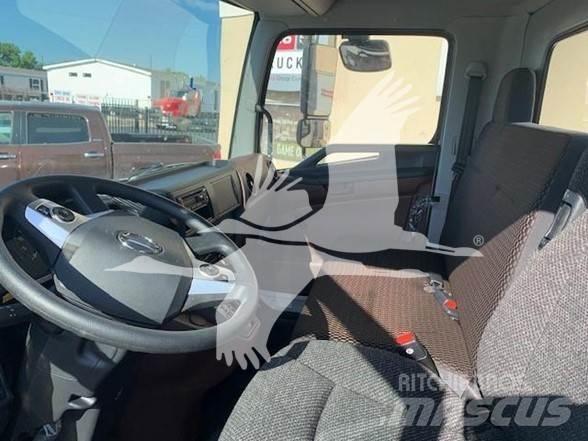 Hino L7 Camion cabina sasiu