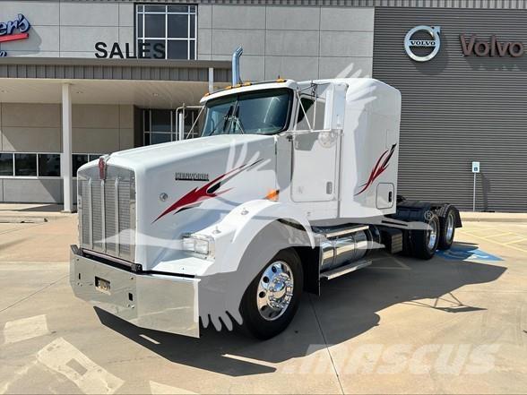Kenworth T800 Autotractoare