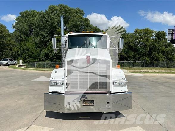 Kenworth T800 Autotractoare