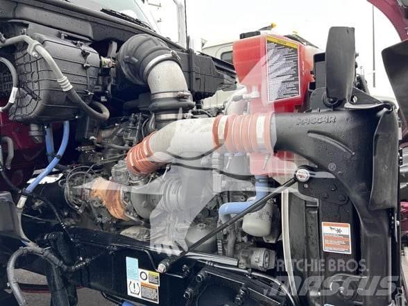 Kenworth T880 Autotractoare