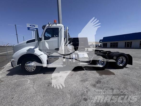 Kenworth T880 Autotractoare