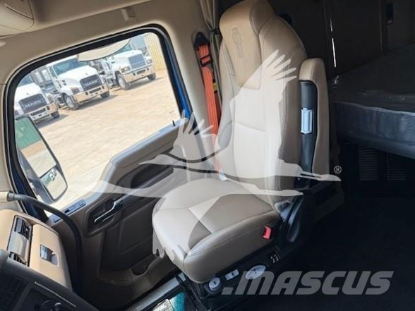 Kenworth T880 Autotractoare