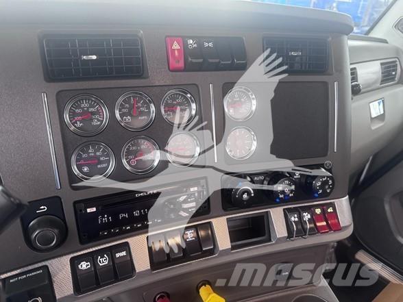 Kenworth T880 Autotractoare