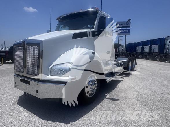 Kenworth T880 Autotractoare