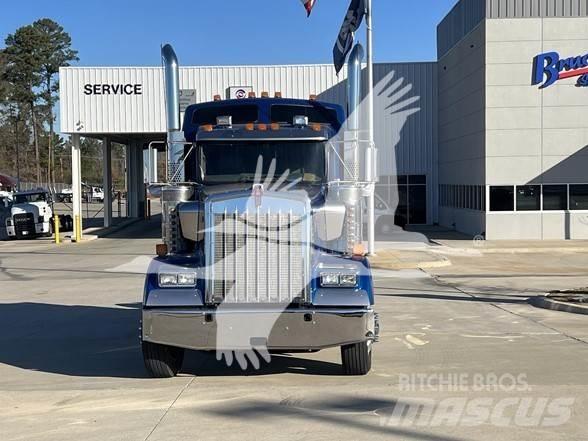 Kenworth W900L Autotractoare