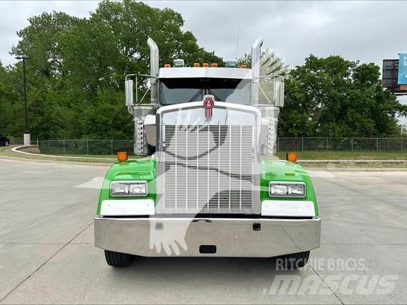 Kenworth W900L Autotractoare