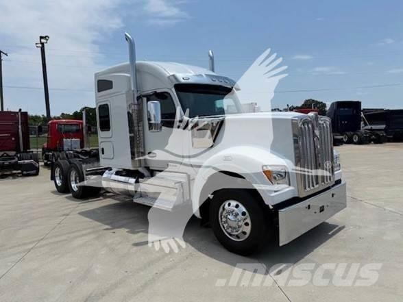 Kenworth W990 Autotractoare