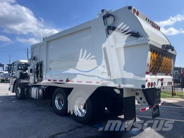 Mack LR64R Camion de deseuri